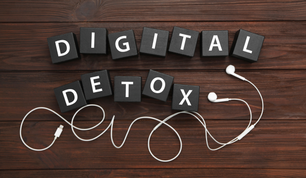 Detox digital com fone de ouvido